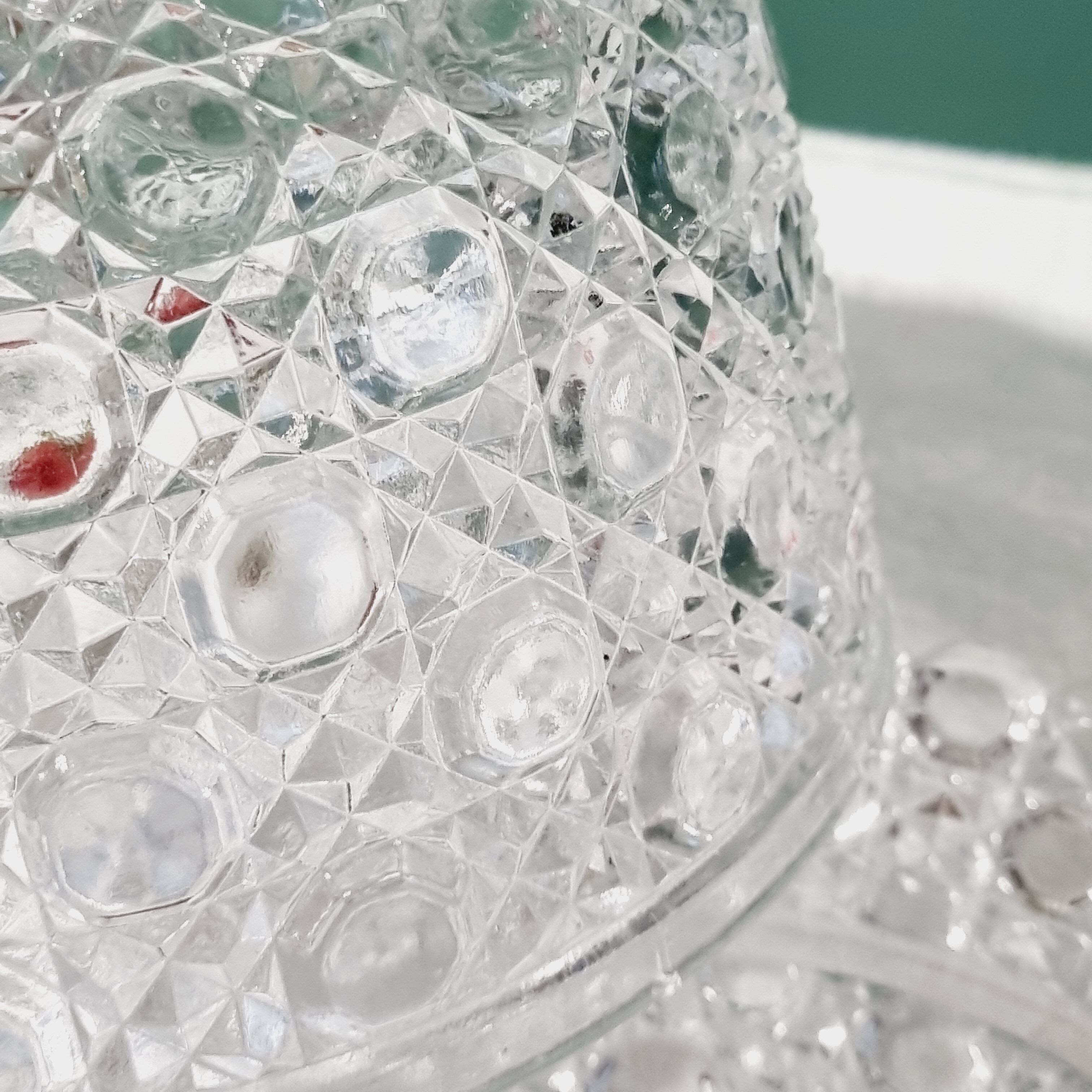 Round dish with crystal bell