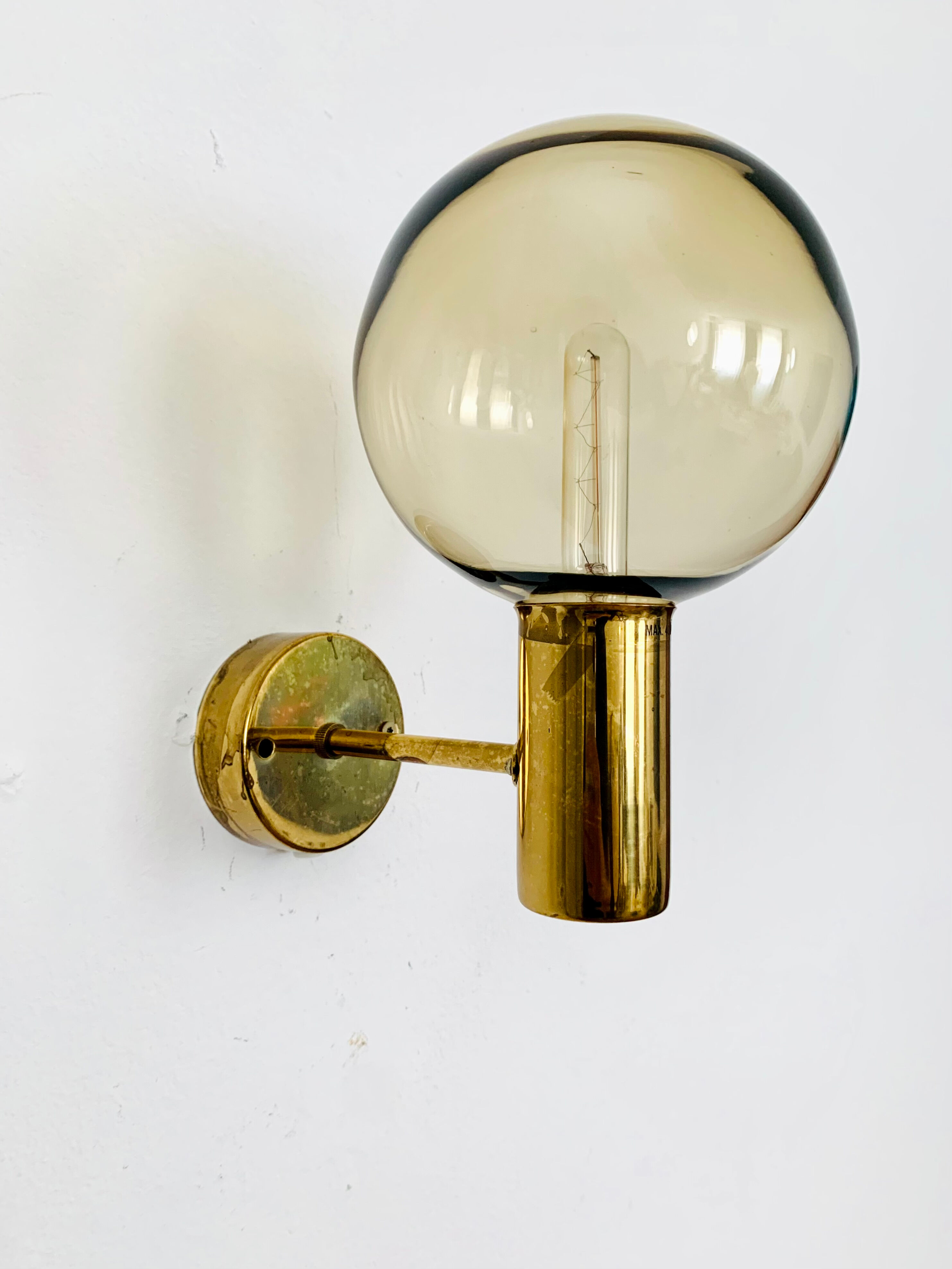 Brass wall lamp by Hans Agne Jakobsson