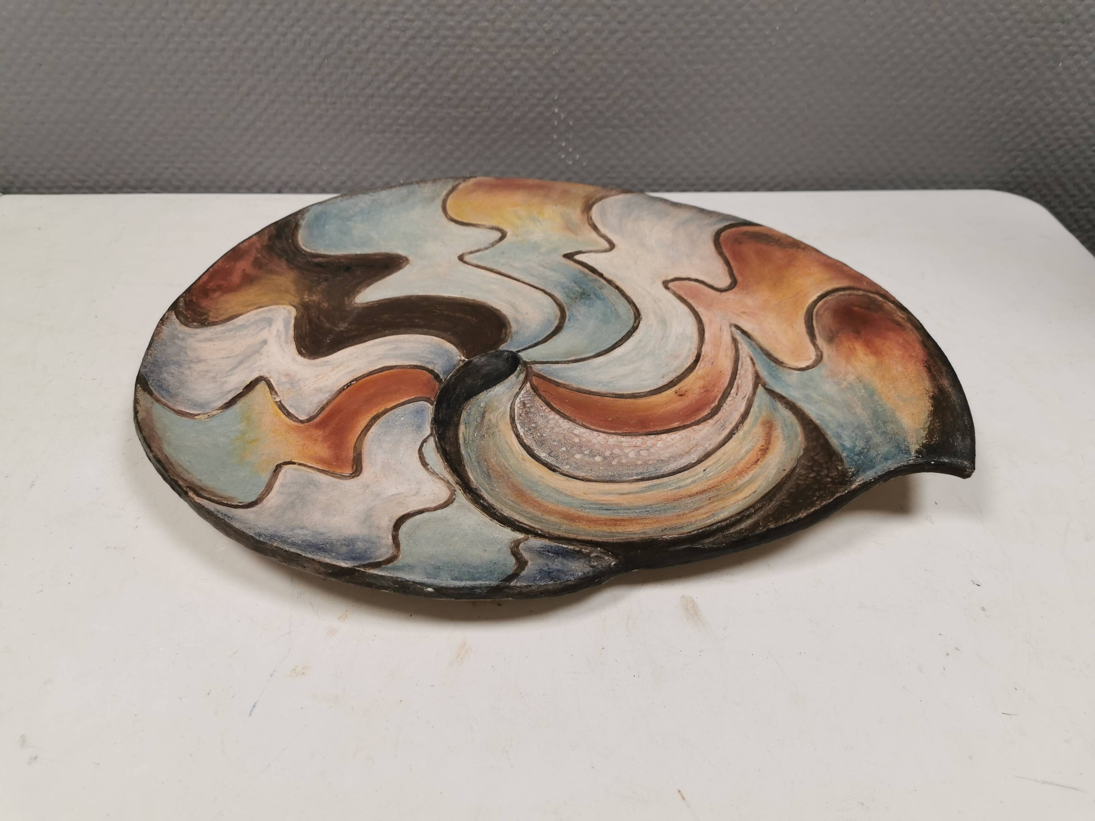 Large handmade decorated ceramic dish. Ruth Grønne Denmark 2001
