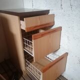 Meuble bas en bois avec 3 tiroirs