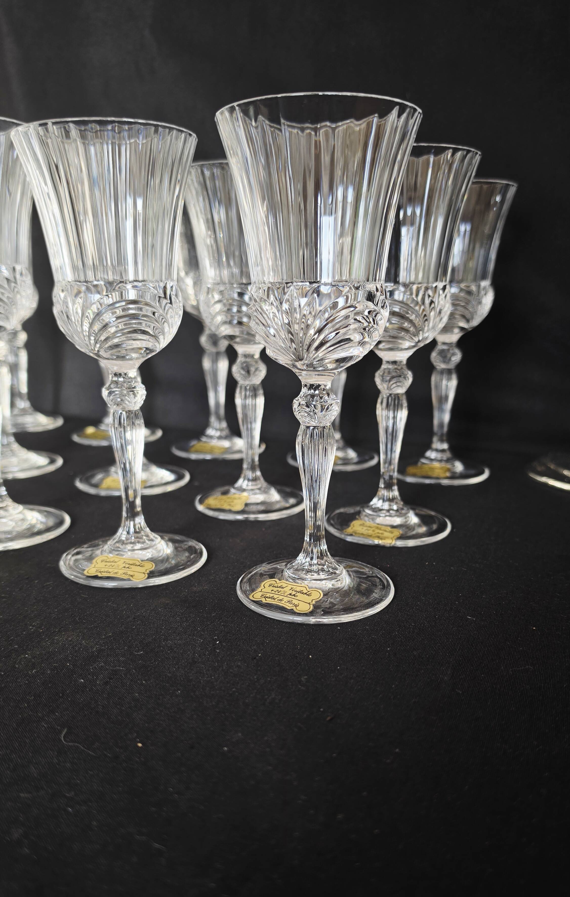 Lot exclusif de 18 verres authentiques en cristal de Lorraine Paris (+24 %