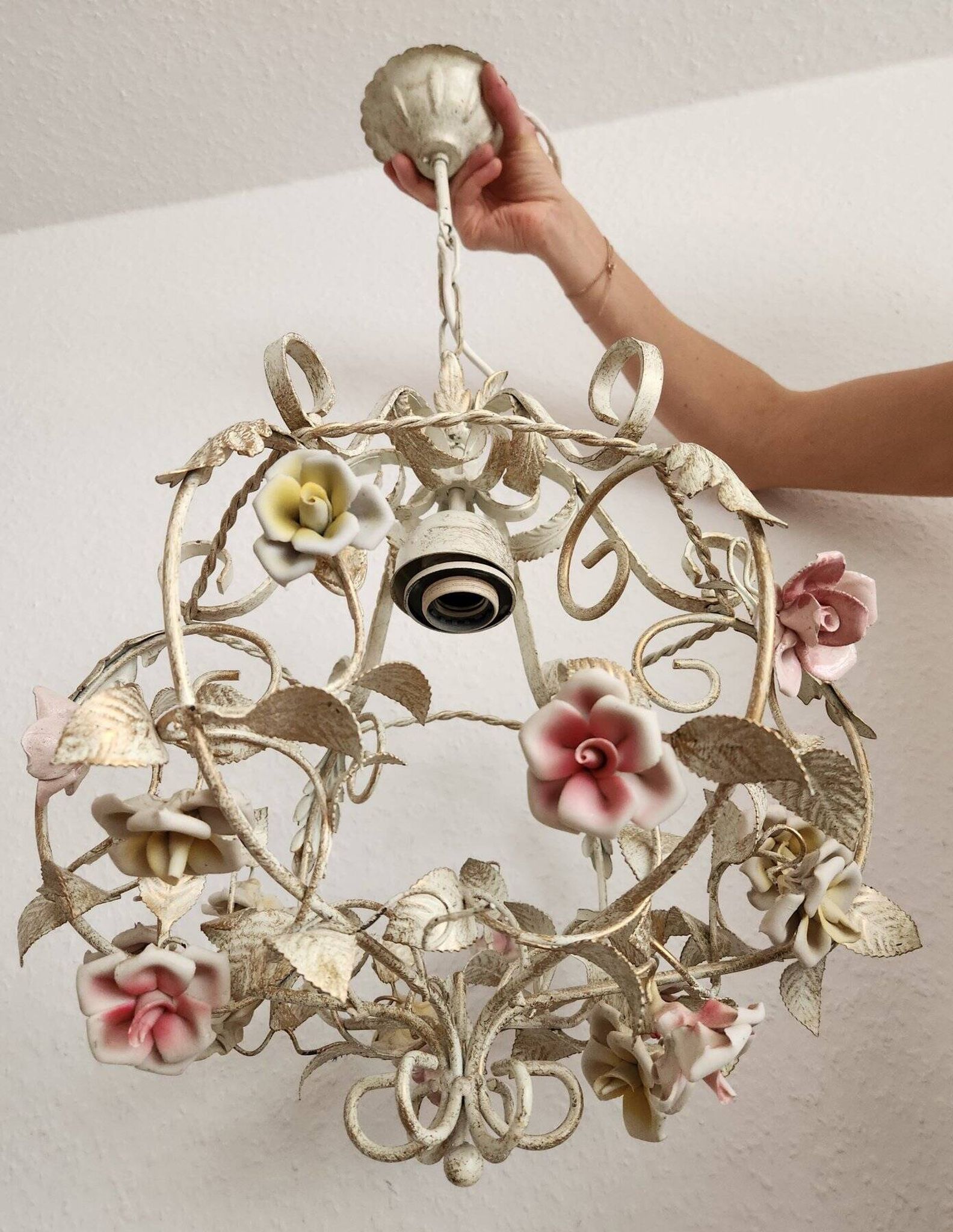 Hand-forged vintage pendant lamp with porcelain roses, Denz Neheim Hüsten