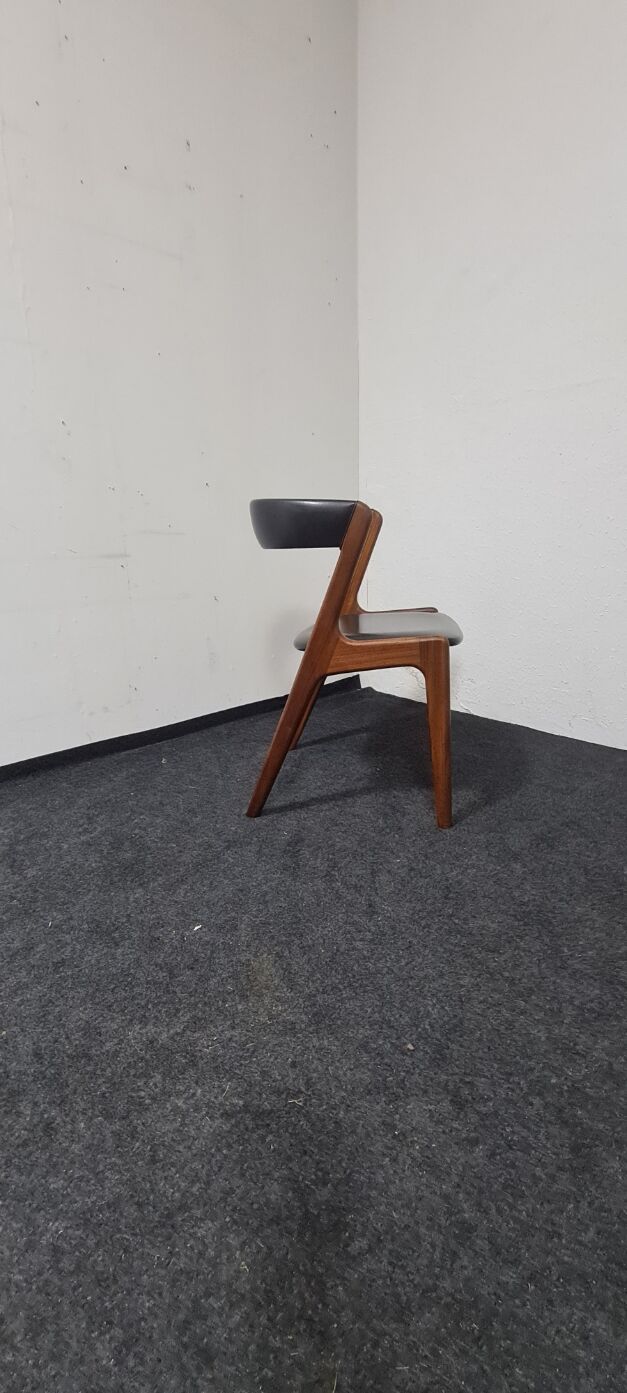 Vintage teak Z chair