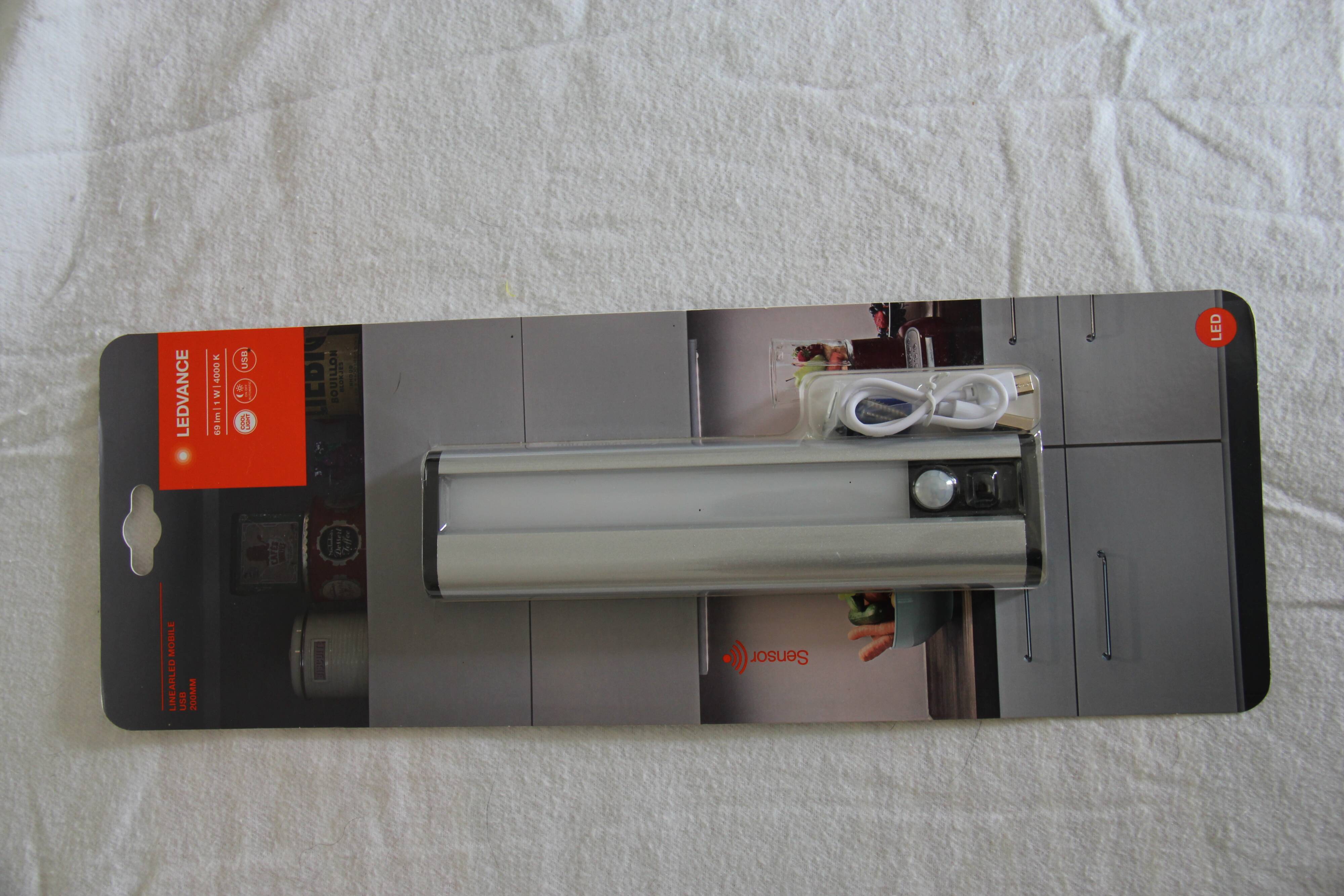 Foldable wall desk Ring Michael Hilgers