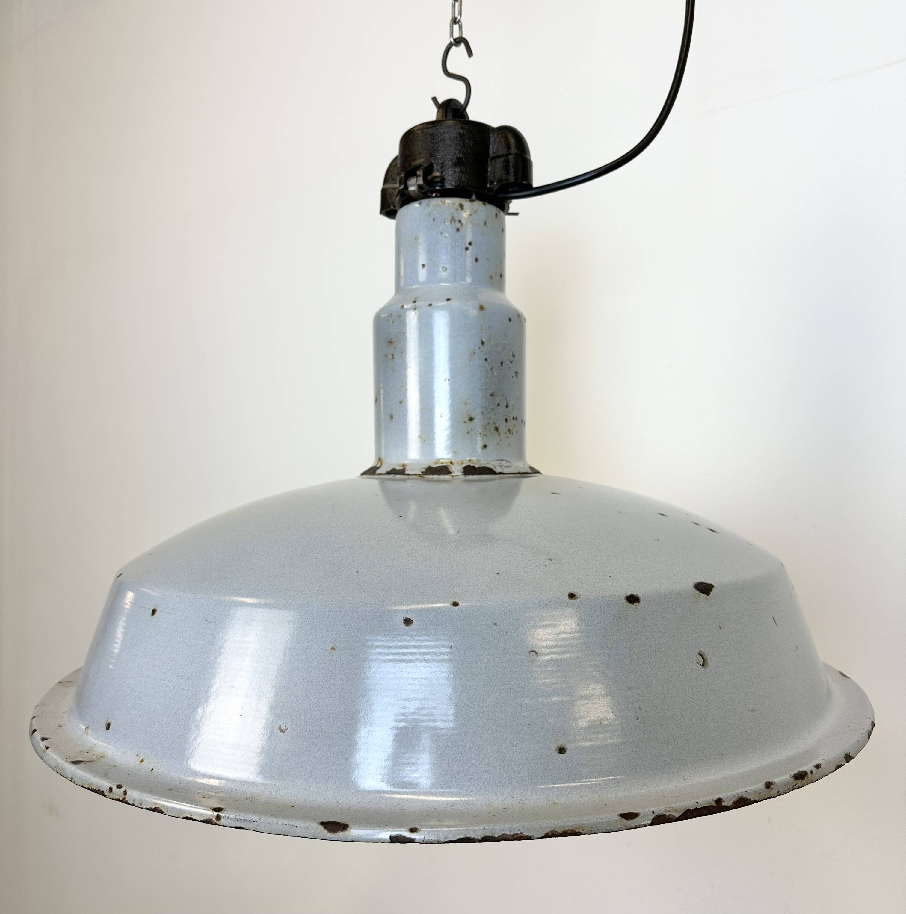 Large industrial midcentury grey enamel factory lamp, 1950s