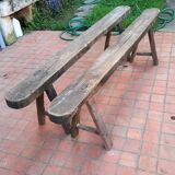 Paire de bancs en bois