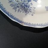 Part of a 25-piece Sarreguemines earthenware dinner service - Purple floral decoration