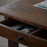 Primitive side table from the early 19th century in pine, Danish baroque cabinetmaker.