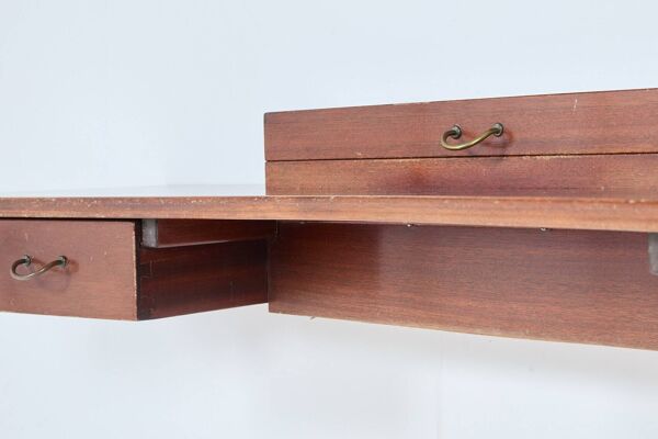 Console murale danoise moderne du milieu du siècle avec miroir par Frode Holm pour Illums