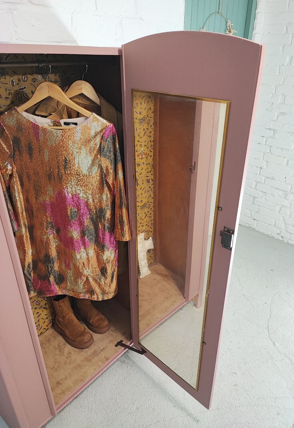 Wardrobe wardrobe child art nouveau