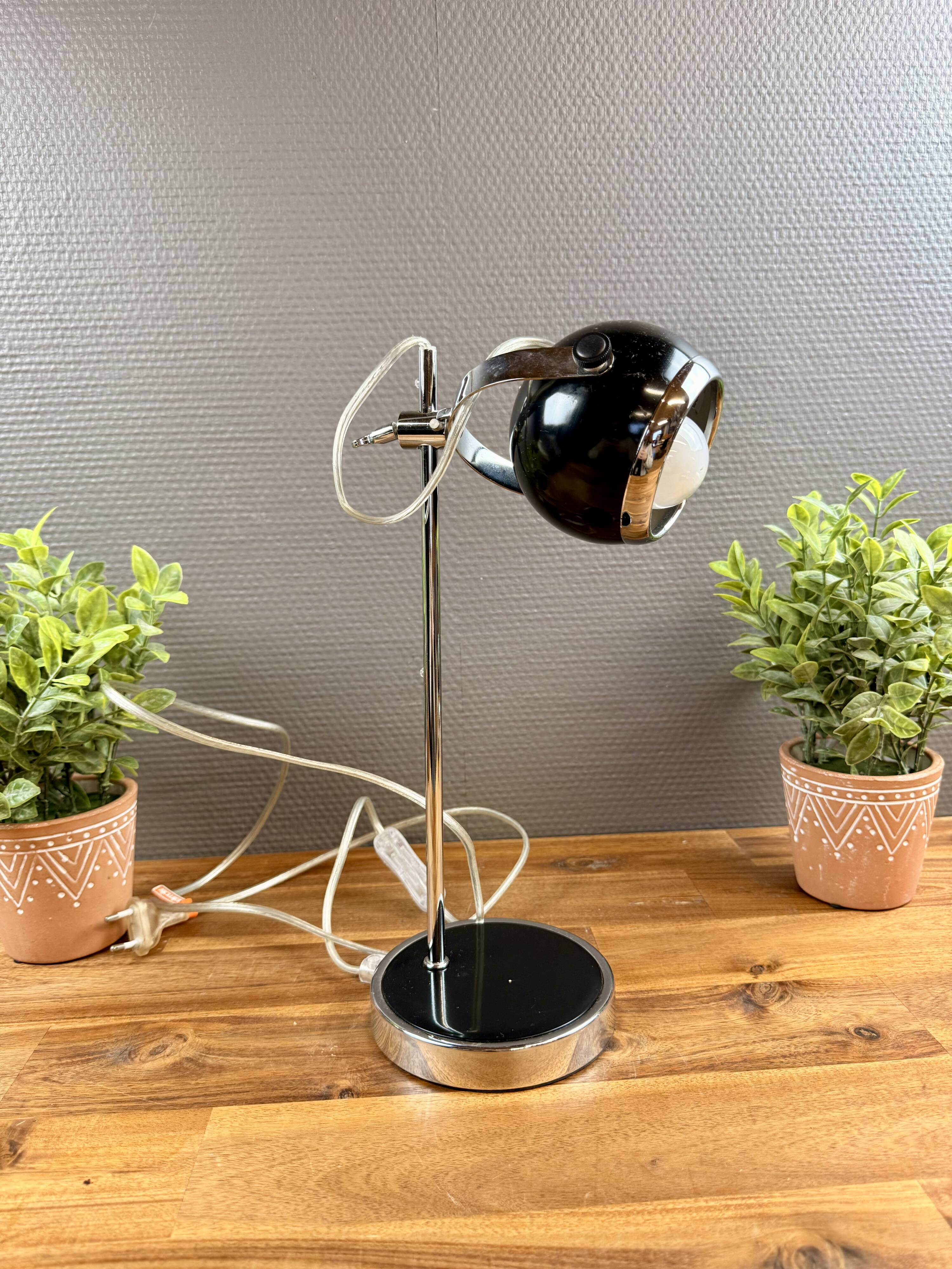 Lampe vintage orientable style space age – métal chromé et noir