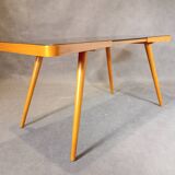 Table basse Jiri Jiroutek par Cesky Nabytok