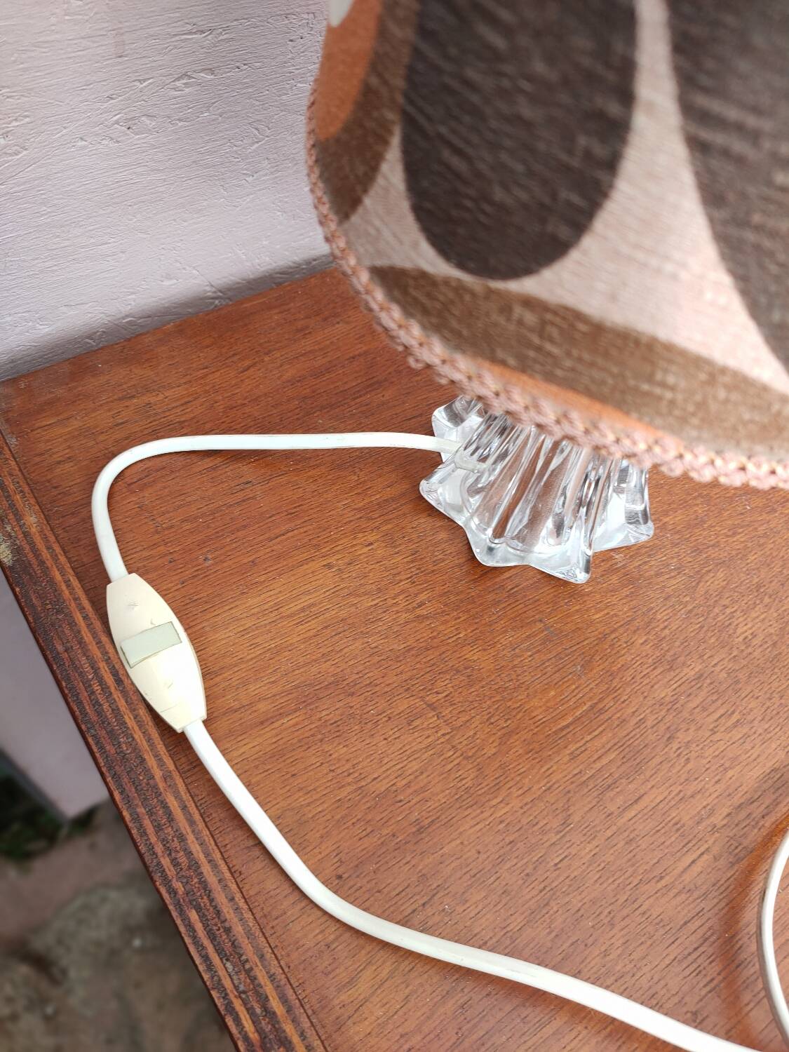 Lampe vintage, abat jour années 70