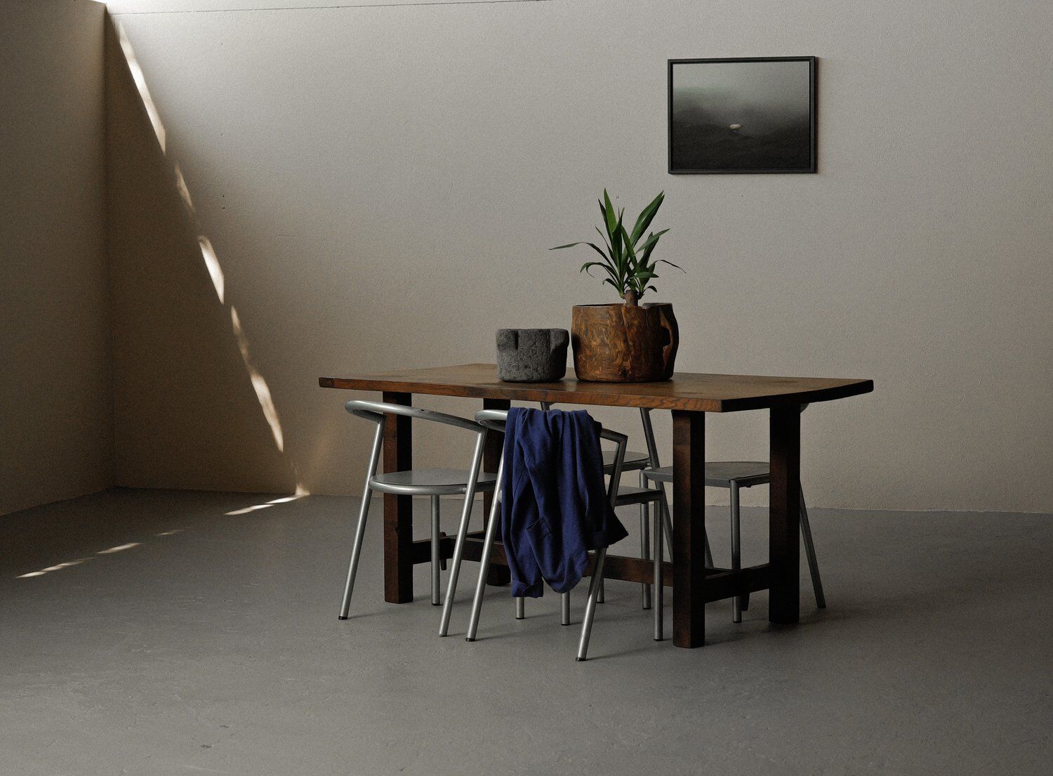 Solid oak farmhouse table, 1970 – Handcrafted