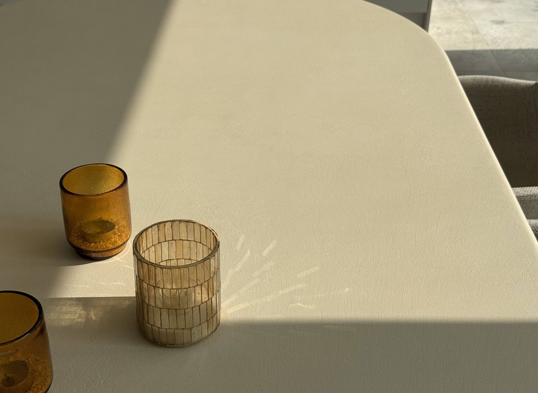 Handmade Contemporary Textured Premium Plaster Dining Table - Customizable