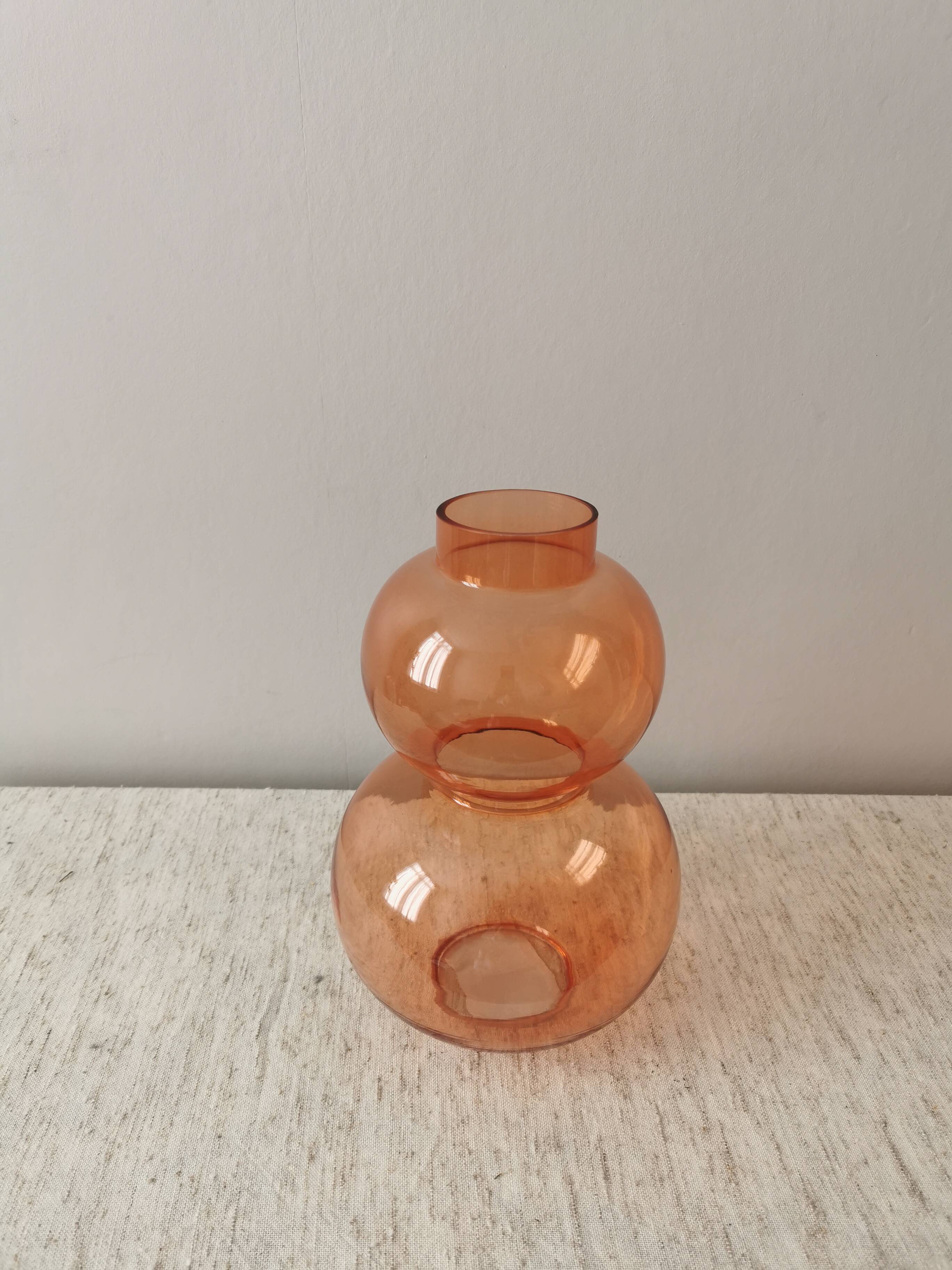 Second hand vase