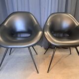 Pair of armchairs in skaï and black steel