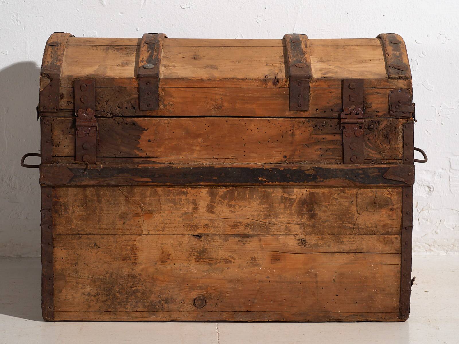 Antique washed wooden trunk, circa 1900