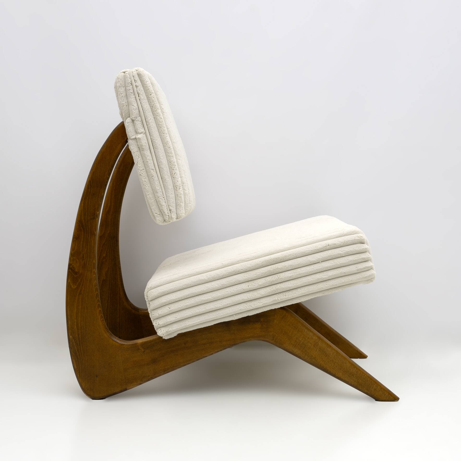 Paire de fauteuils lounge Adrian Pearsall en noyer, style Mid-Century, pour Craft Associates