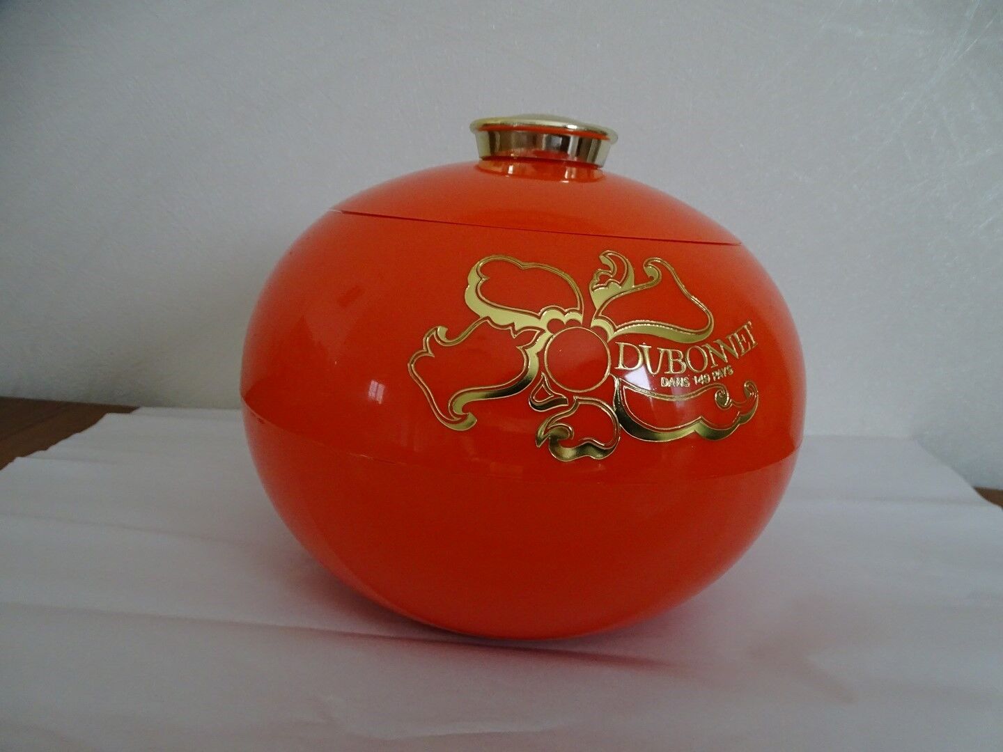 Ice cube tray "Dubonnet"