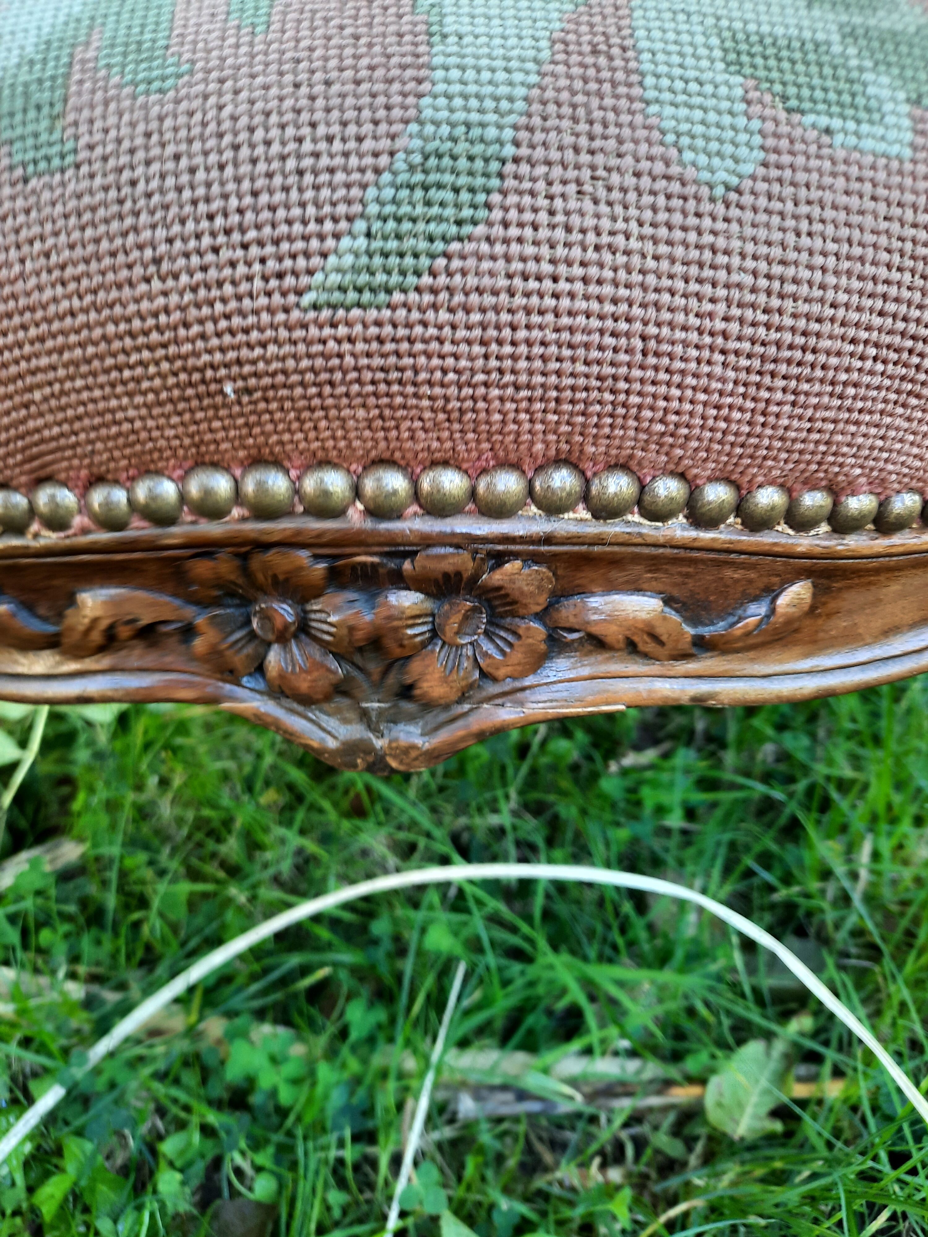 Paire de fauteuils style Louis XV