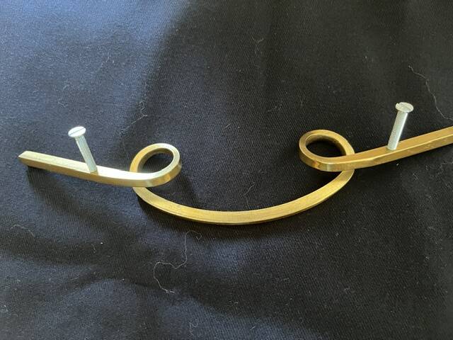 Furniture handles