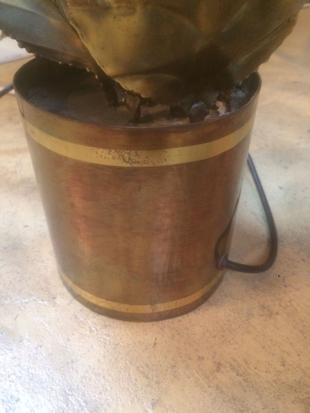 Lamp of the House of Jansen