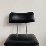 Set of black chairs