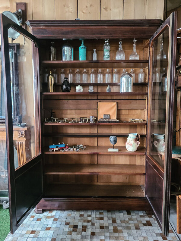 Bibliothèque vitrée
