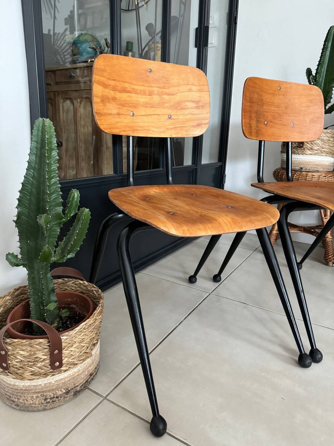 Vintage Mobilor school chair