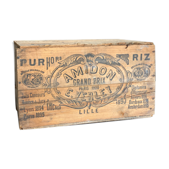 Old vintage wooden case starch