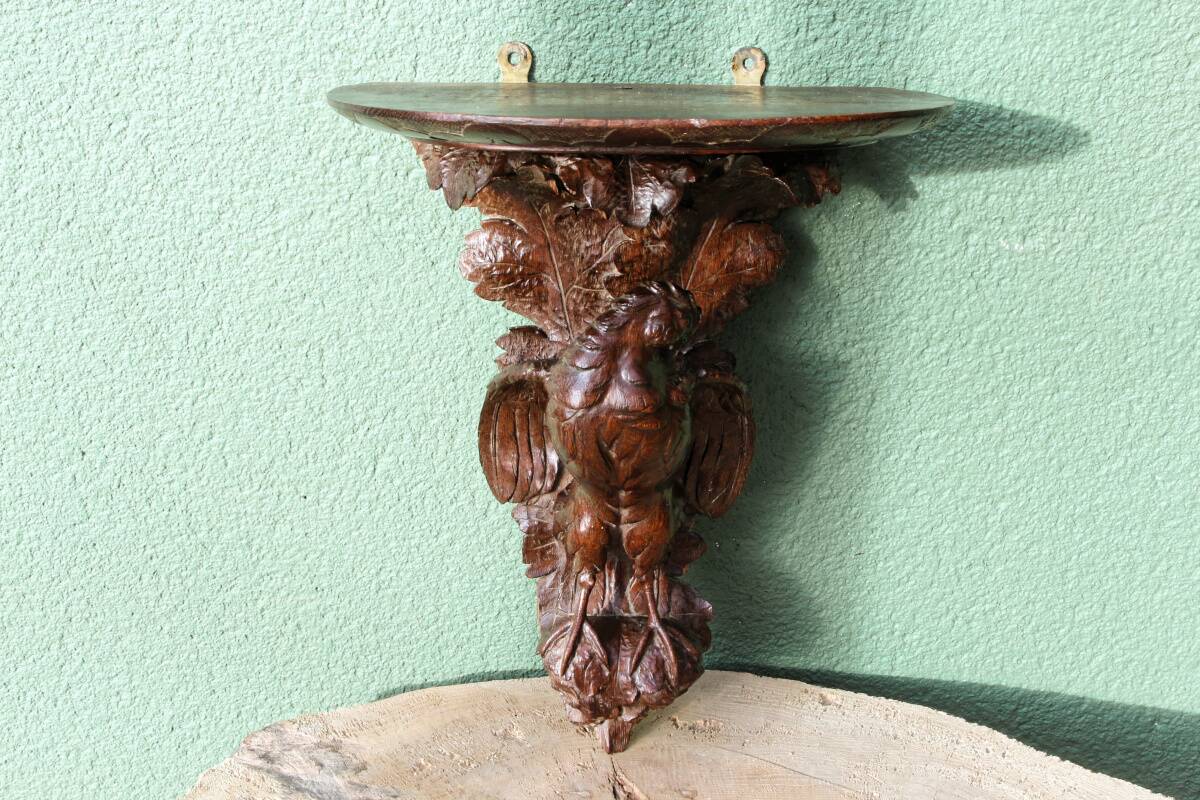 Sculpted wall console, Black Forest, 19th century