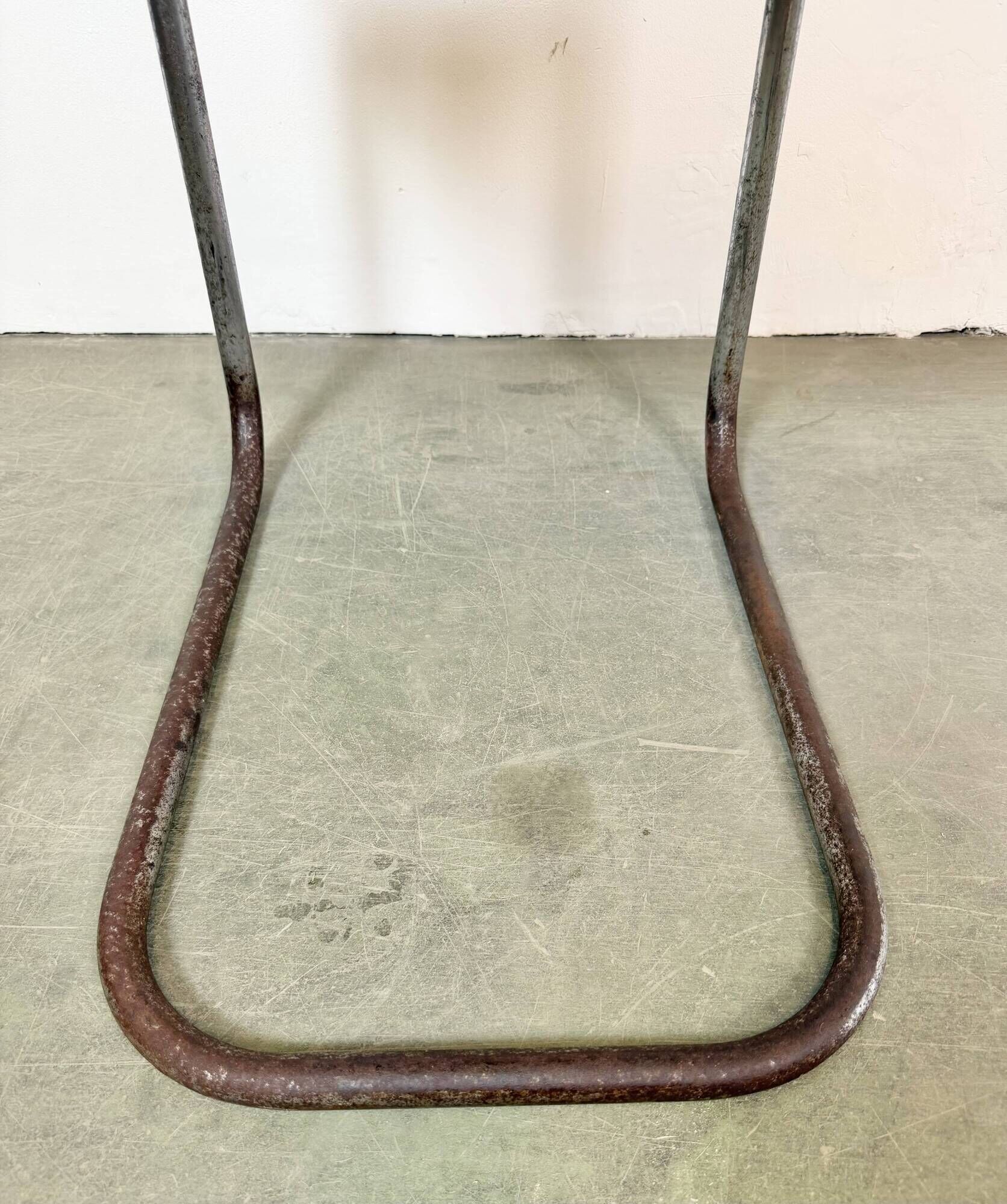 Chaise d'atelier vintage, années 1960