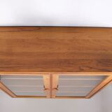 Vitrine scandinave suspendue
