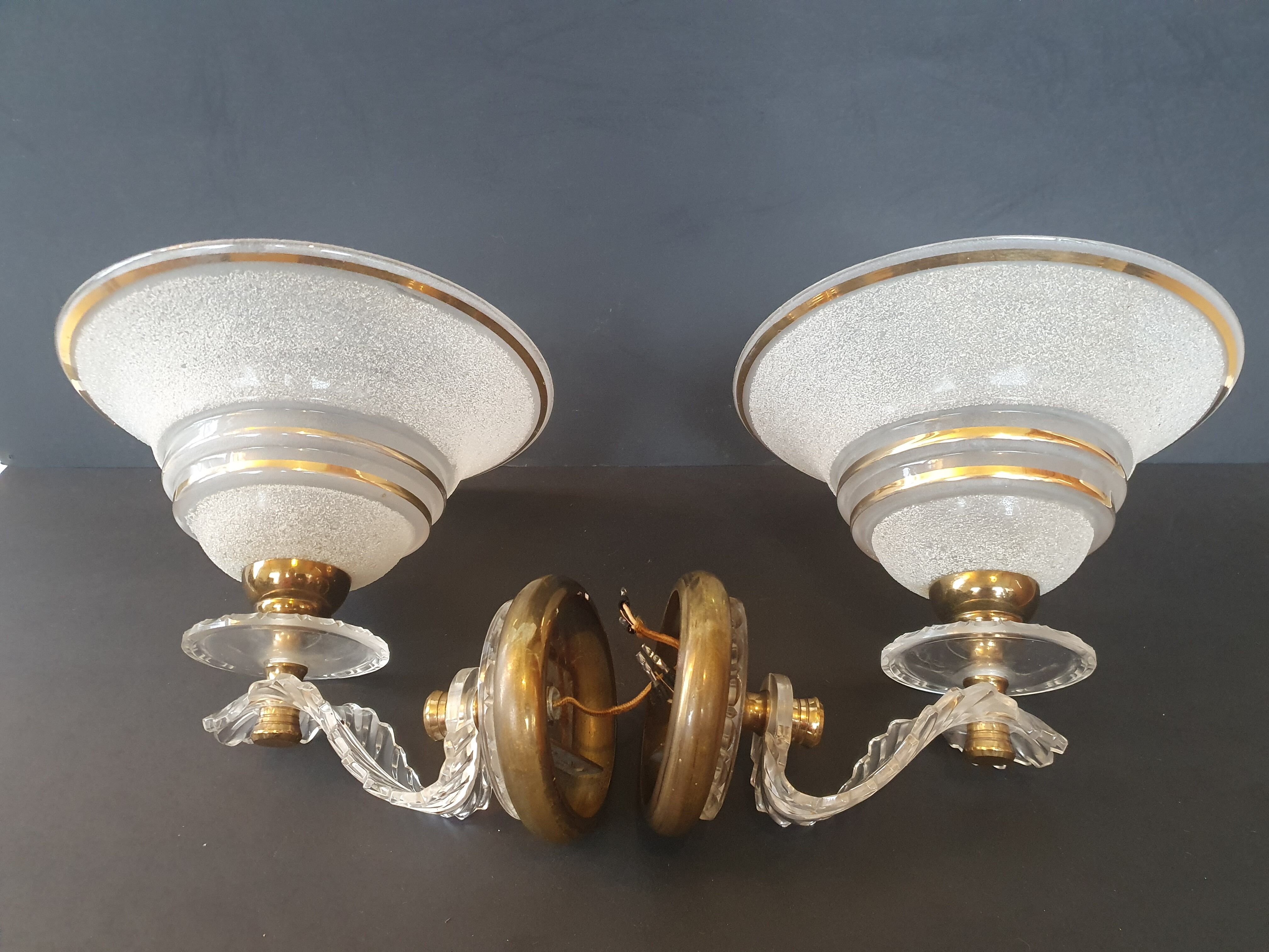 Paire d'appliques vintage en verre sablé et doré