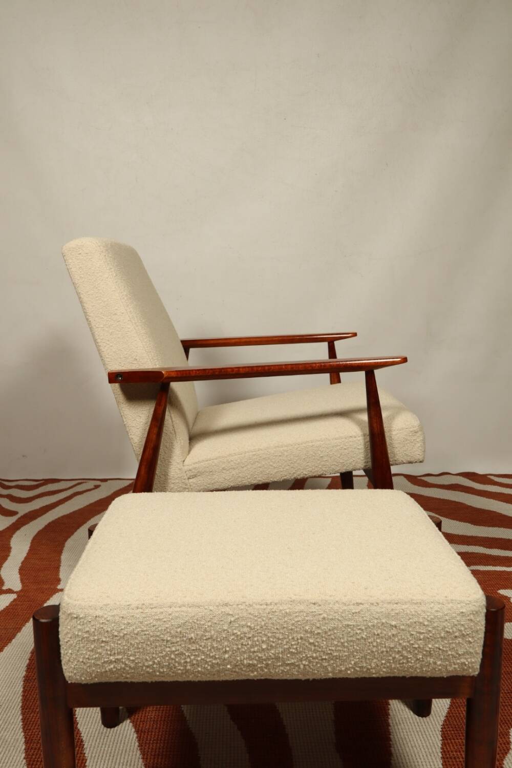 Scandinavian armchair and foot rest beige boucle design by H.lis