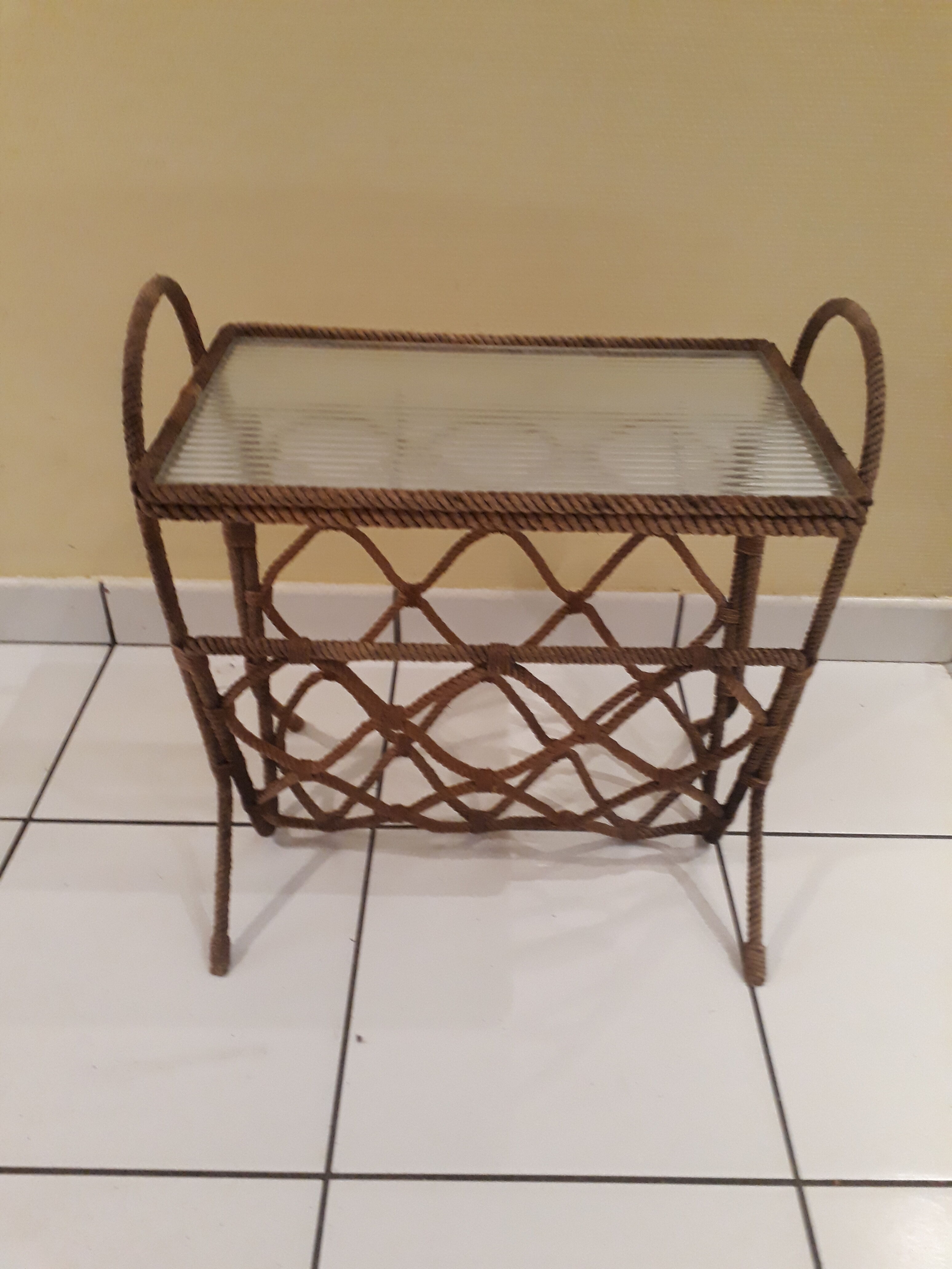 Wear magazine in 1960 rope