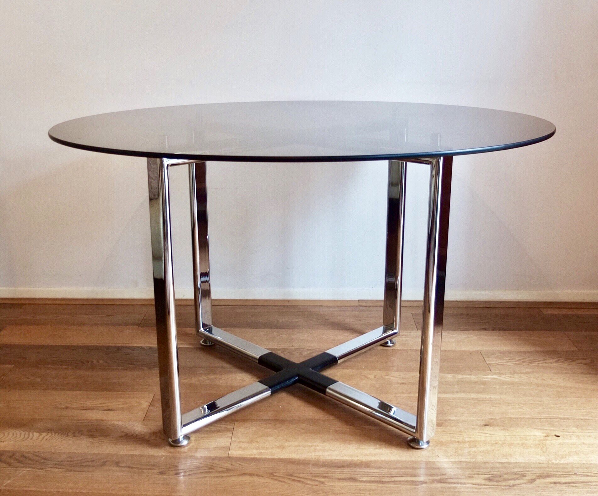 An Excellent Vintage 1970’S Chrome And Smoked Glass Round Dining Table