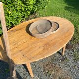Oval table