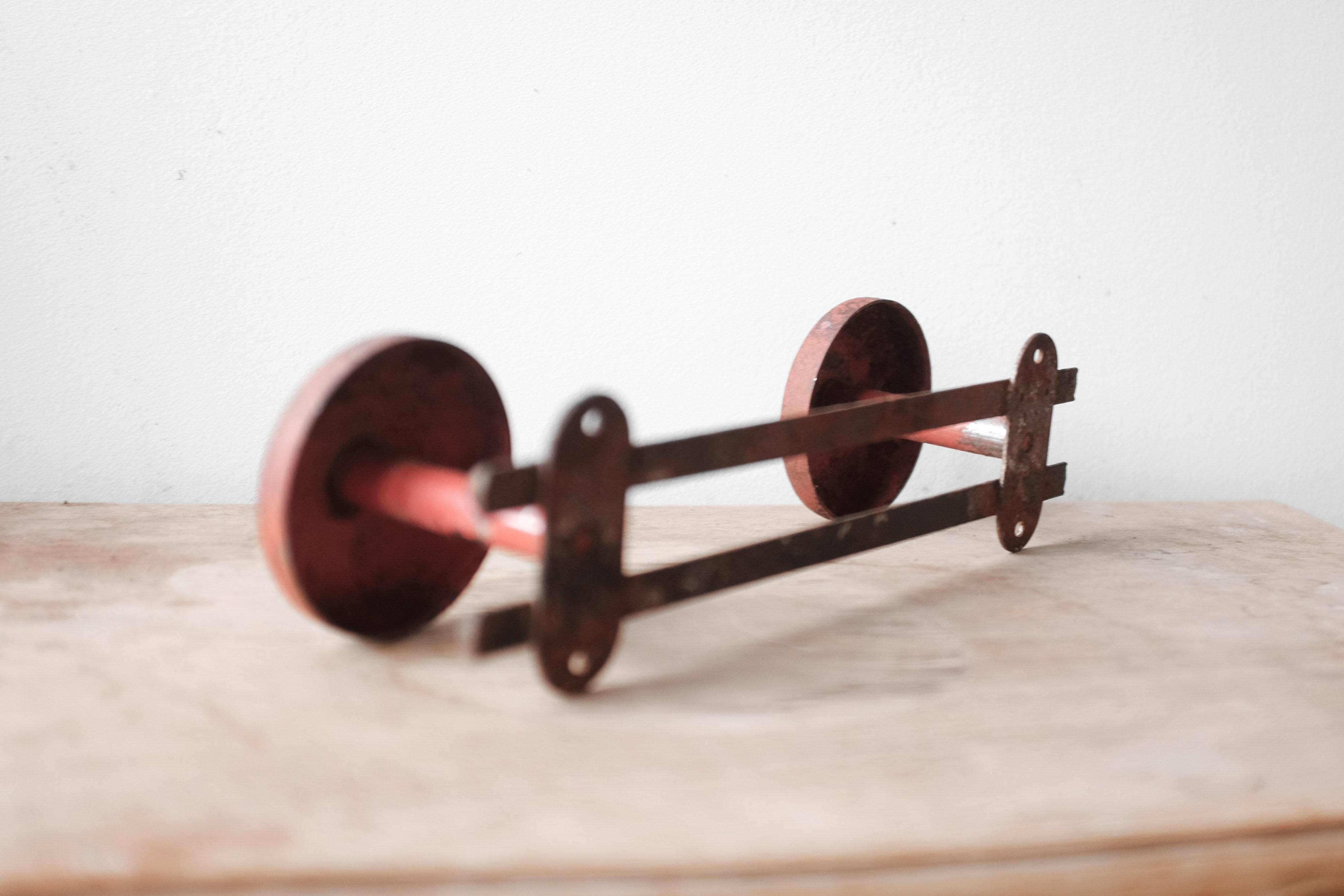 Coatrack, 2 red balls - 1950