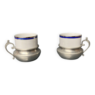 Porte-tasses en étain et ses tasses en porcelaine