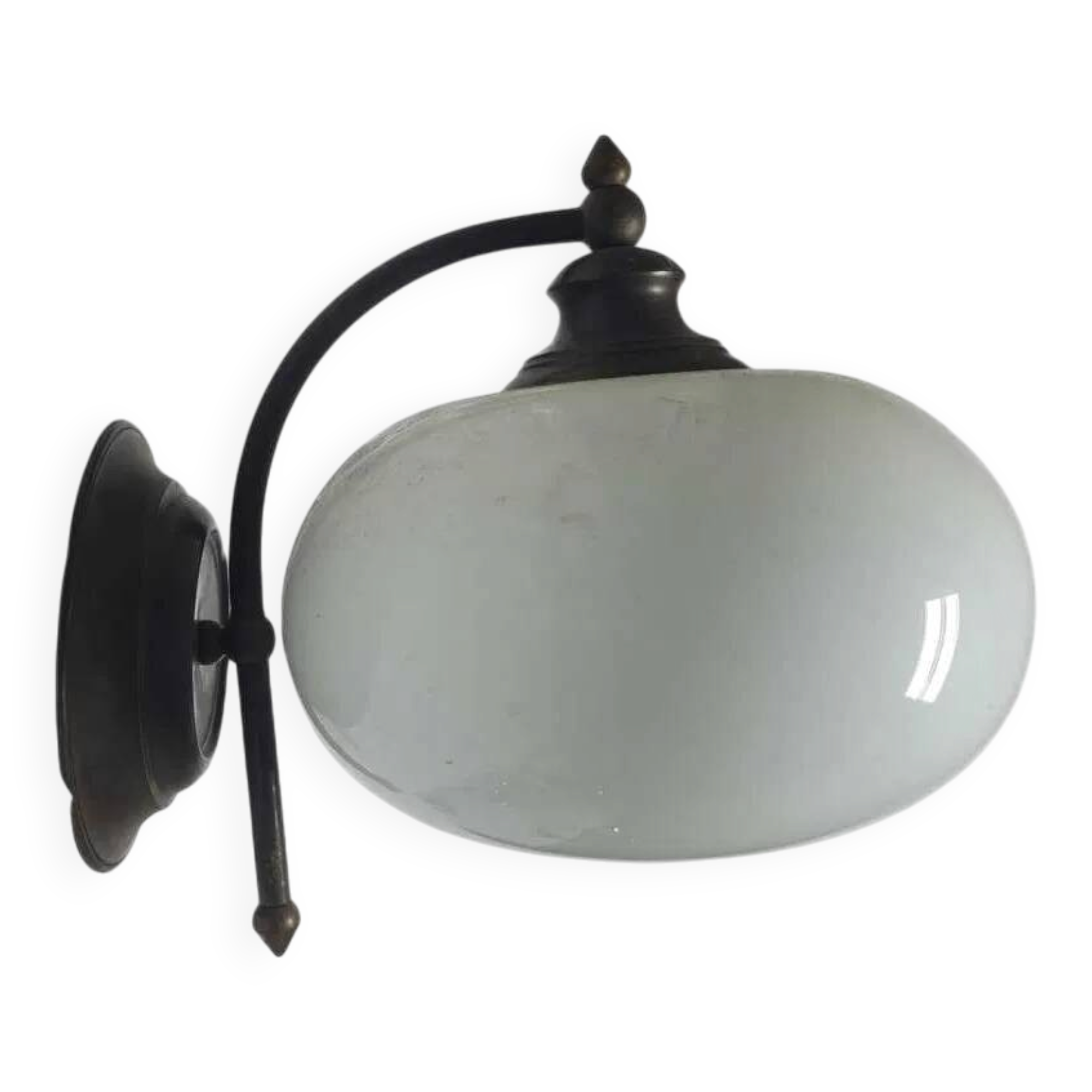 BTM large Art Deco wall lamp