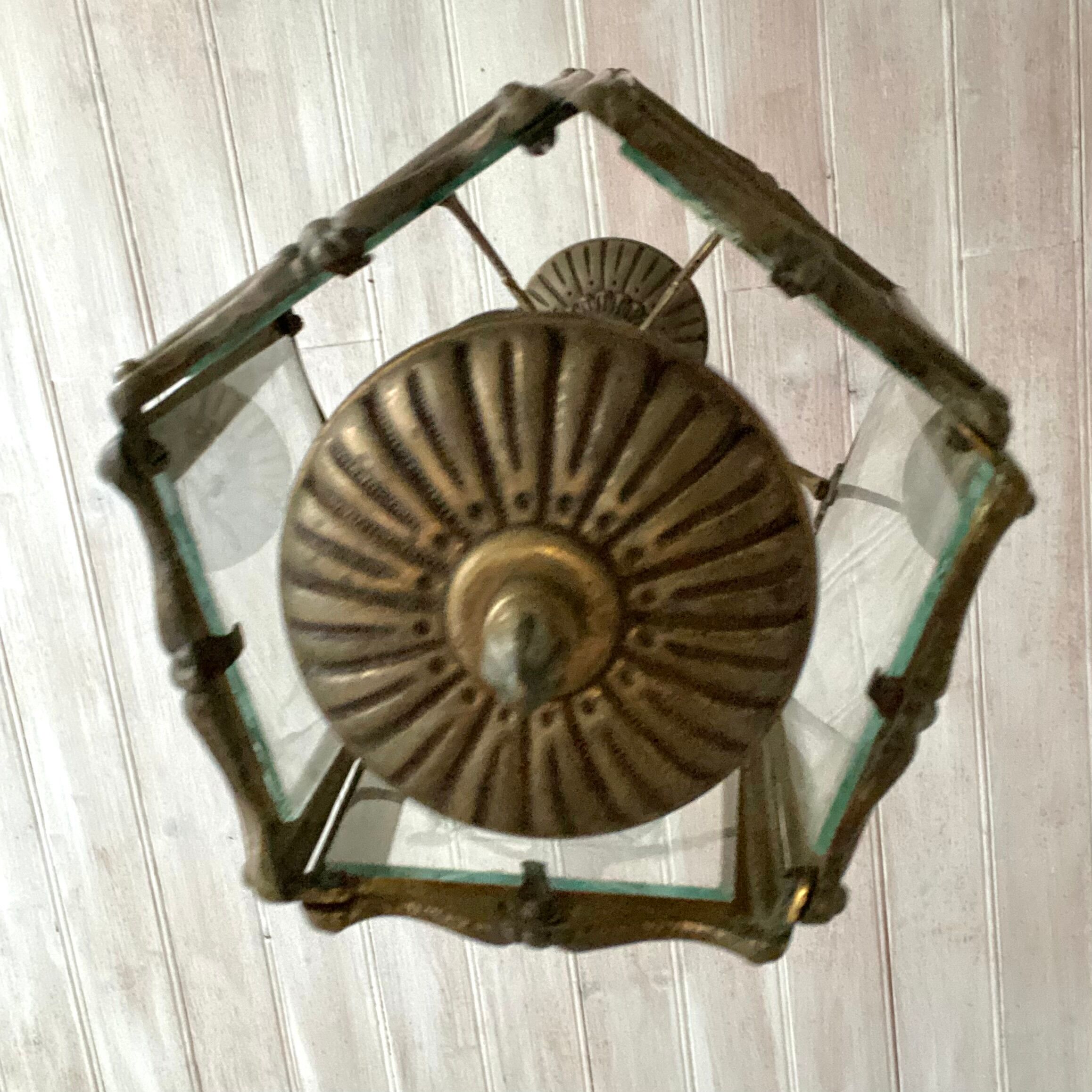 Old suspension lamp in brass and glass 3 burners