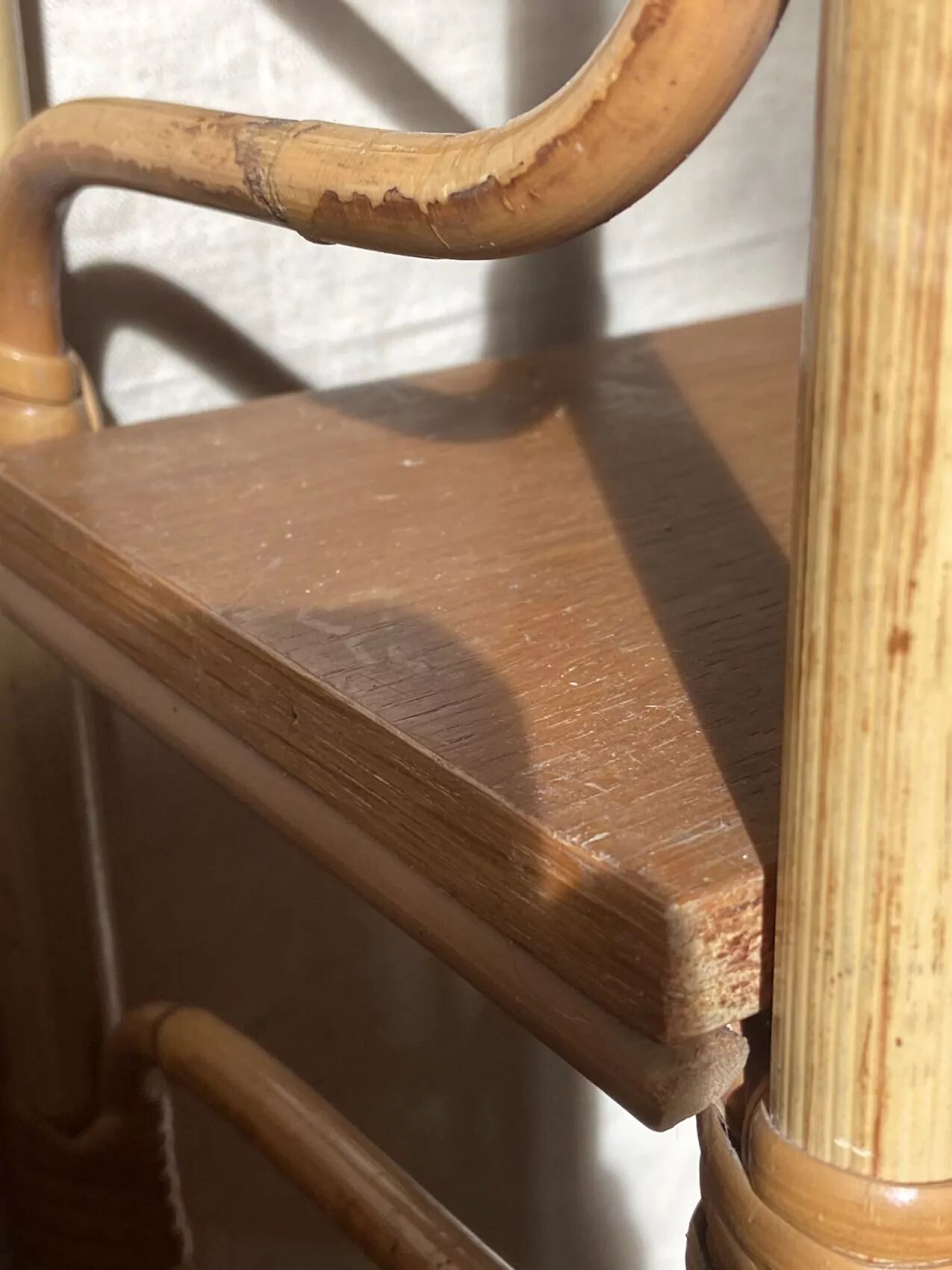 Removable wall shelf in rattan – 1960s vintage