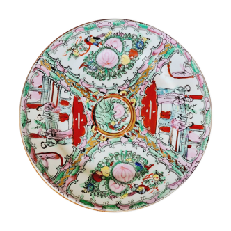 Decorative porcelain plate with Asian decor