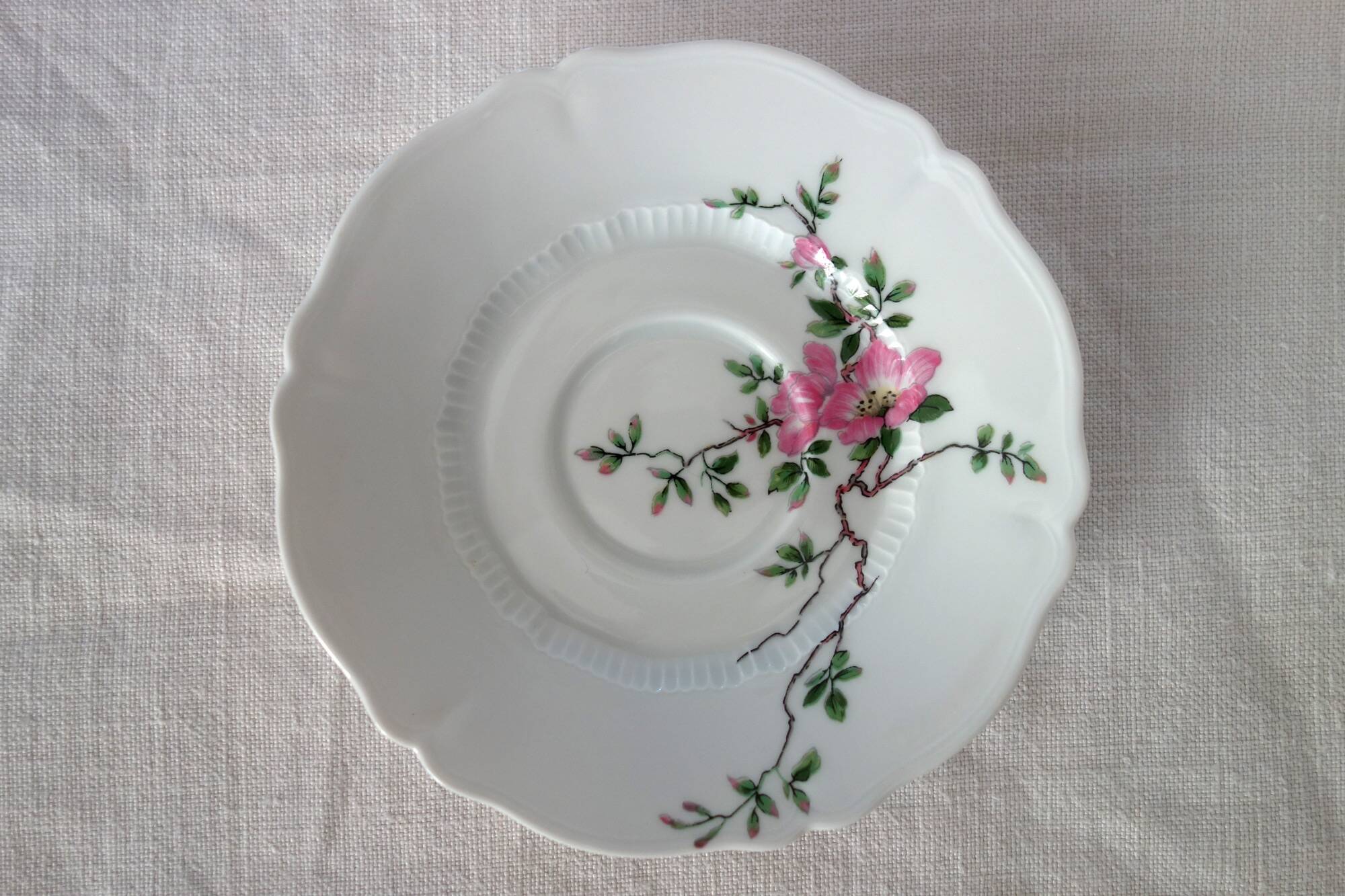 8 coffee cups model Eglantine, vintage Haviland Limoges