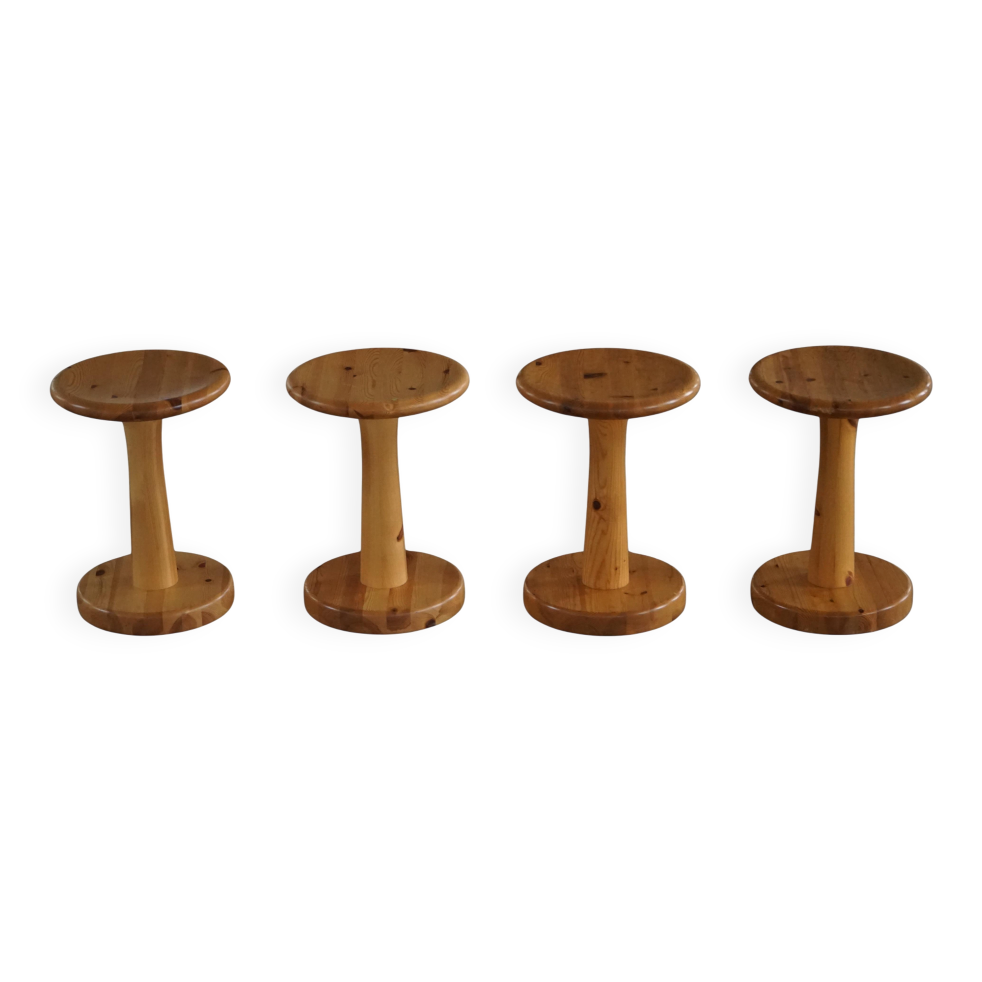 Set of 4 Danish stools / side tables in pine by Rainer Daumiller, mid-20th century, 1970.