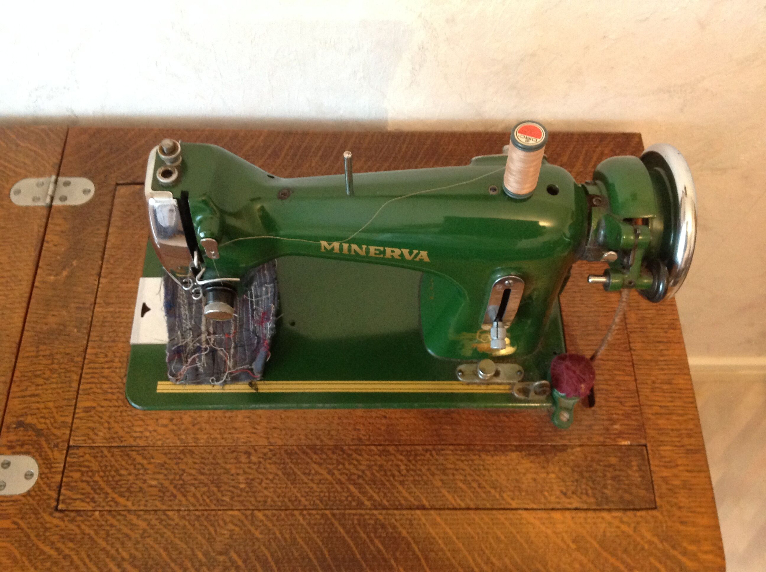 Furniture with Minerva sewing machine / vintage 50s-60s