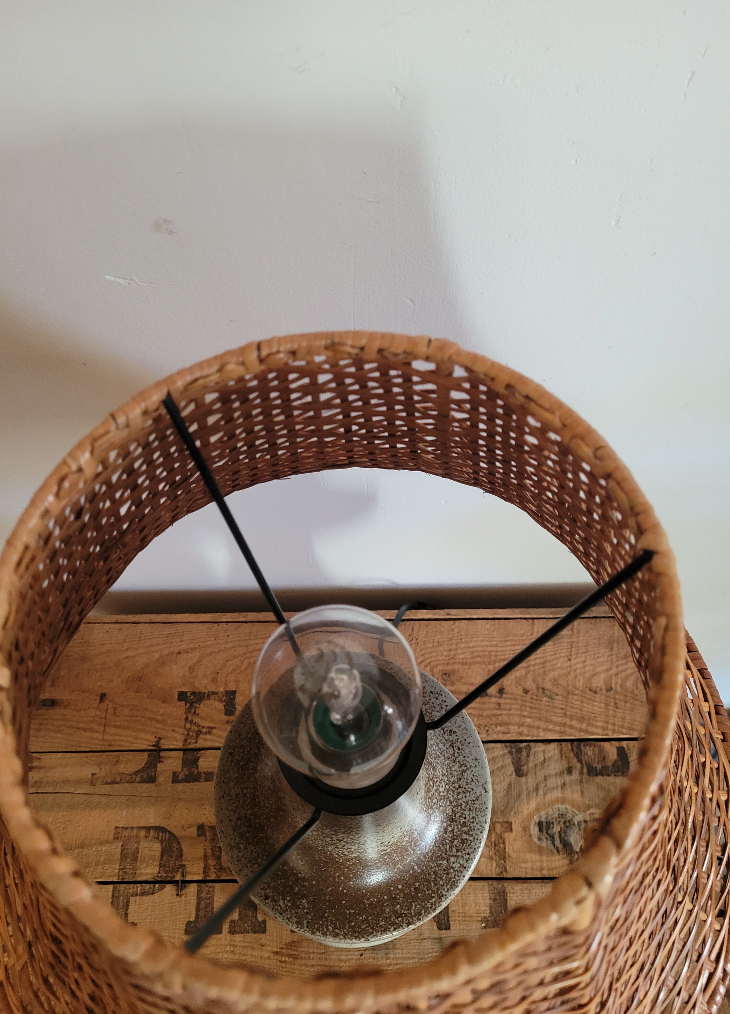 Stoneware and rattan lamp