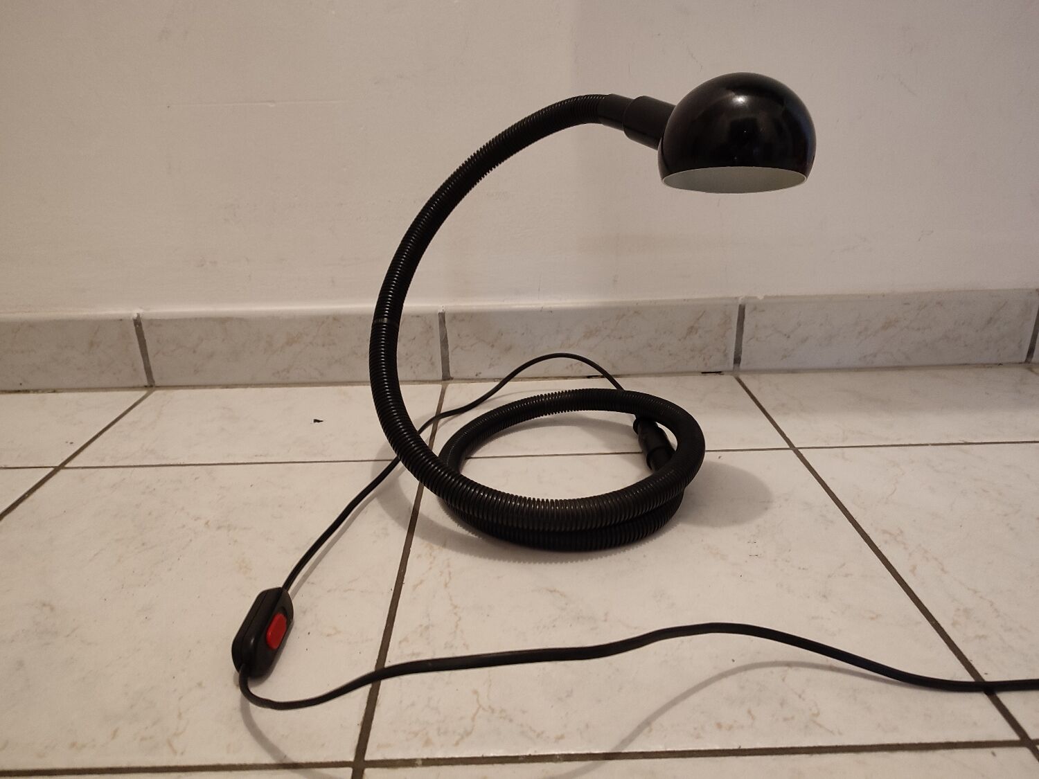 Desk lamp isao hosoe